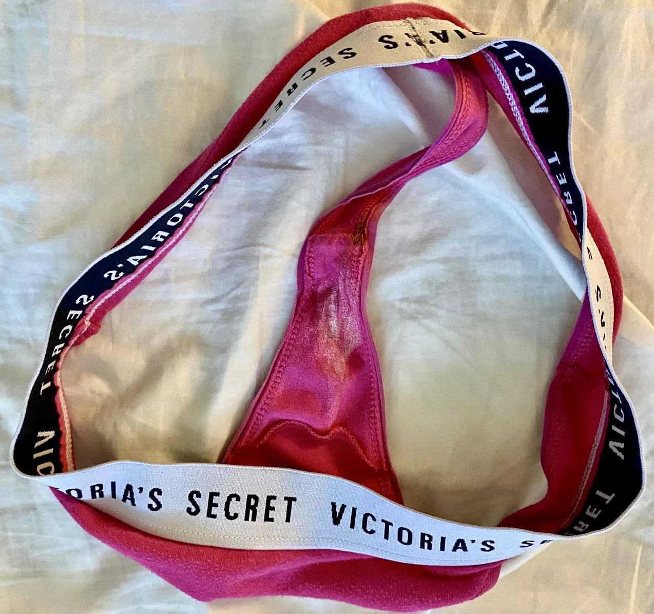 [OC] I hope you like my panties 💛