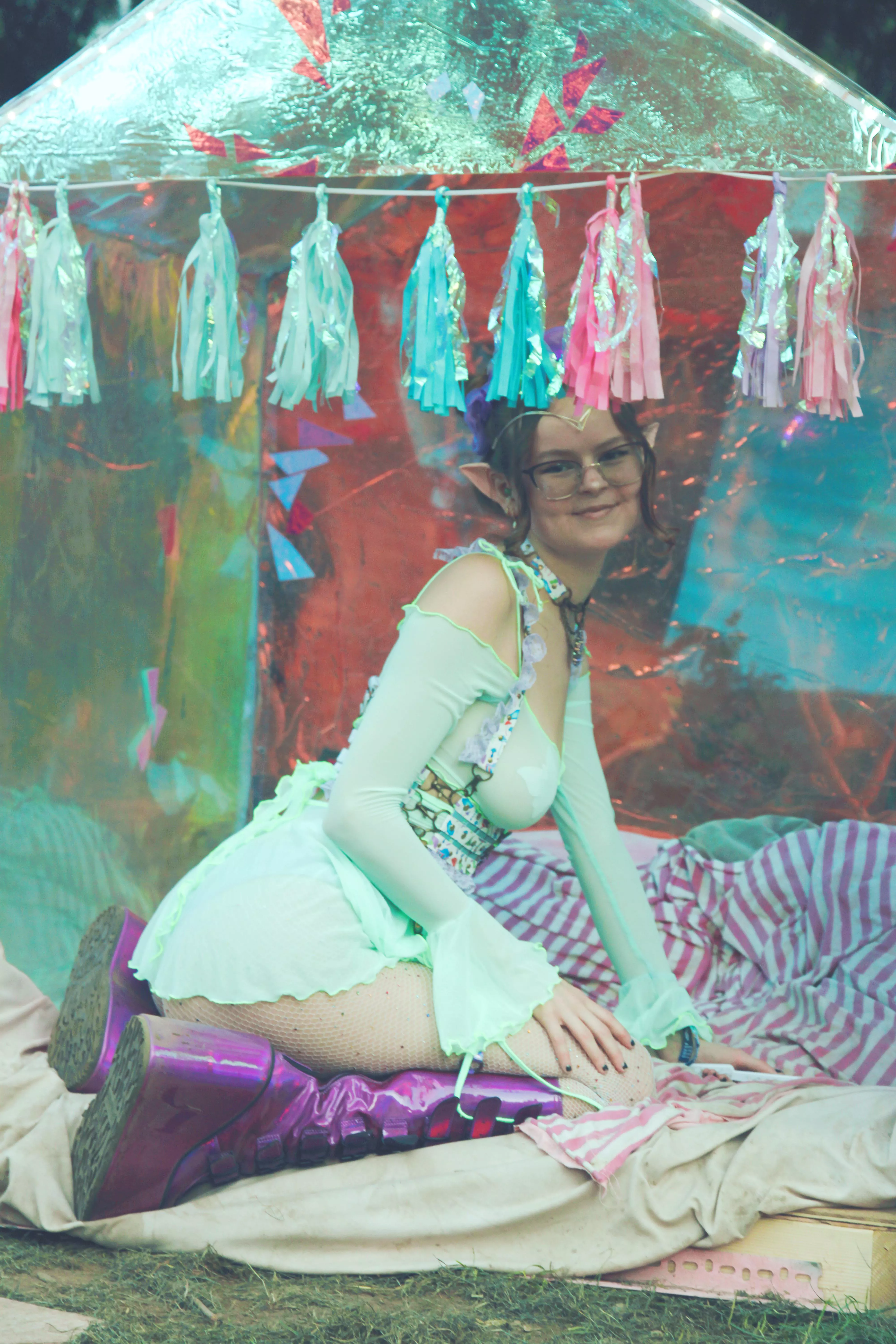 Ready to be an art installation myself ;) help me put on a show??