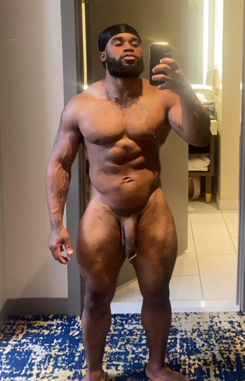 Say yes if u wanna fuck me 