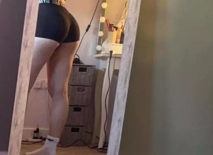 Should I wear a chastity 