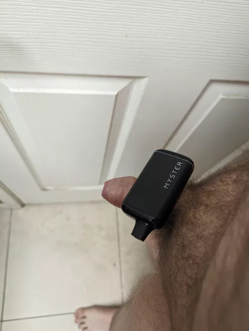 S(m)all dick big high