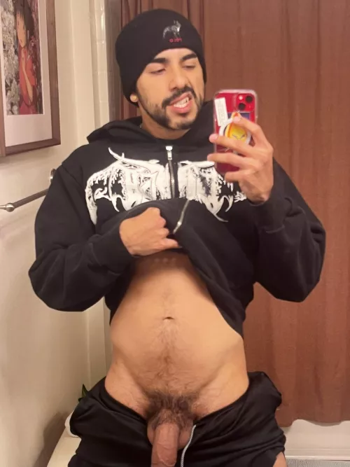 Taking nudes in your parents house