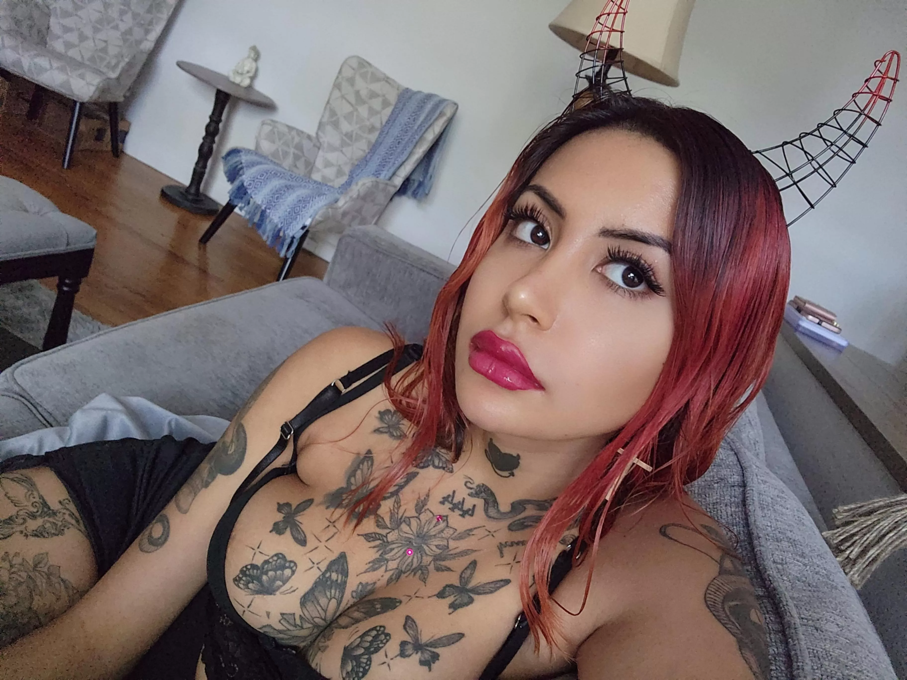 
Tie me up and spank me hard