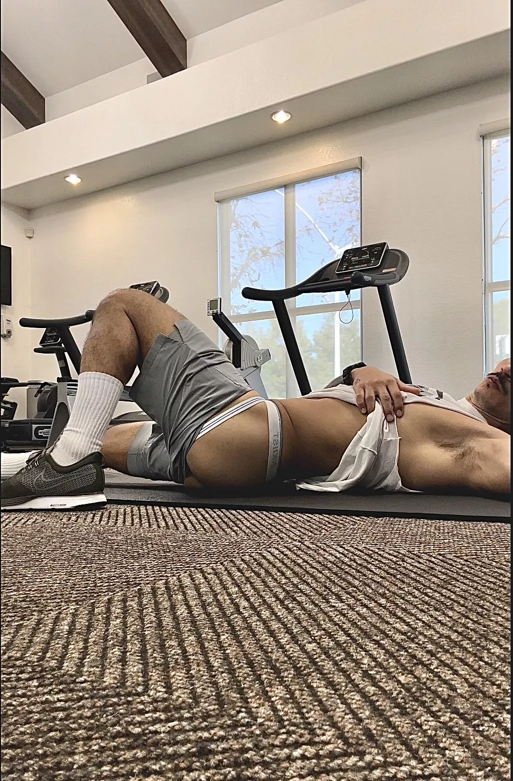 Waiting further my gym bro 