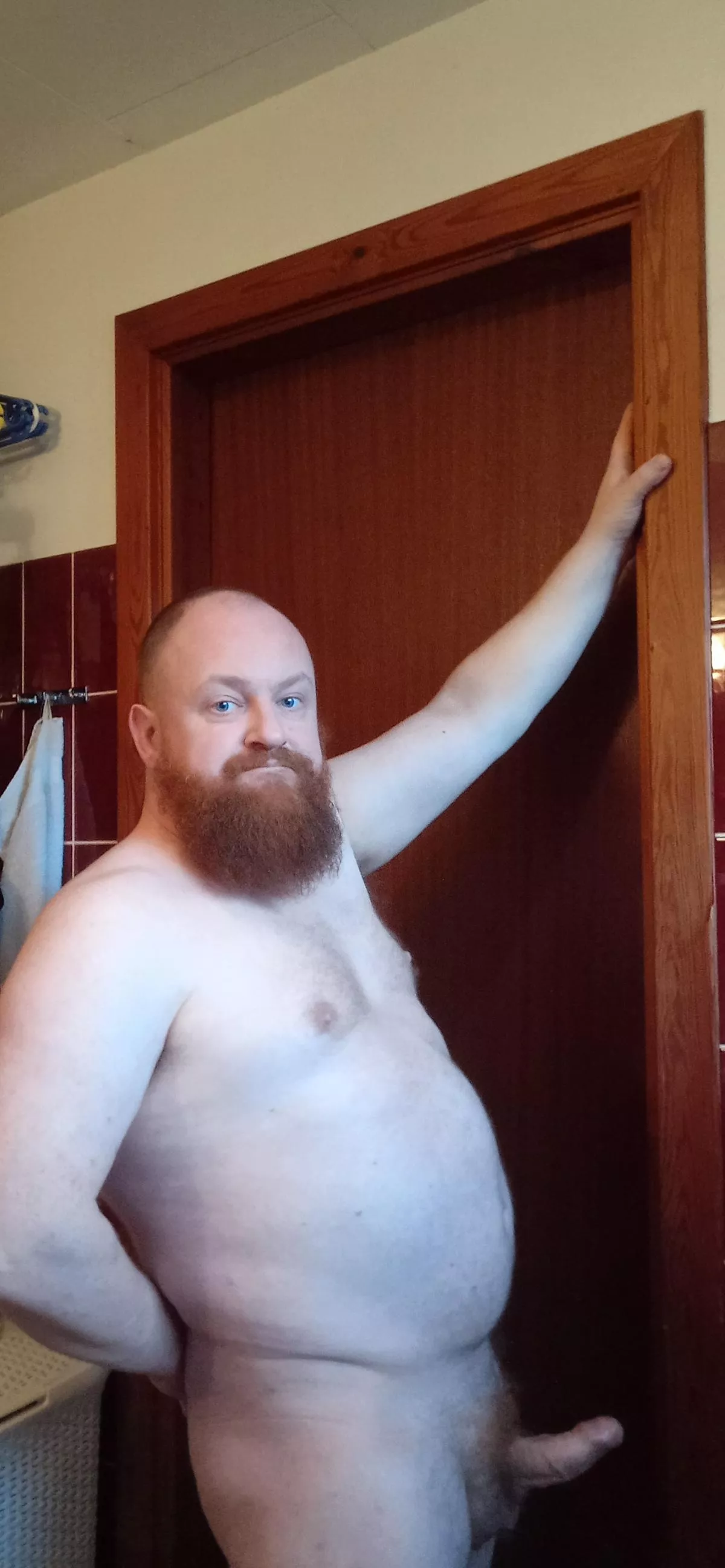 Want a chubby ginger daddy like me 😜😈