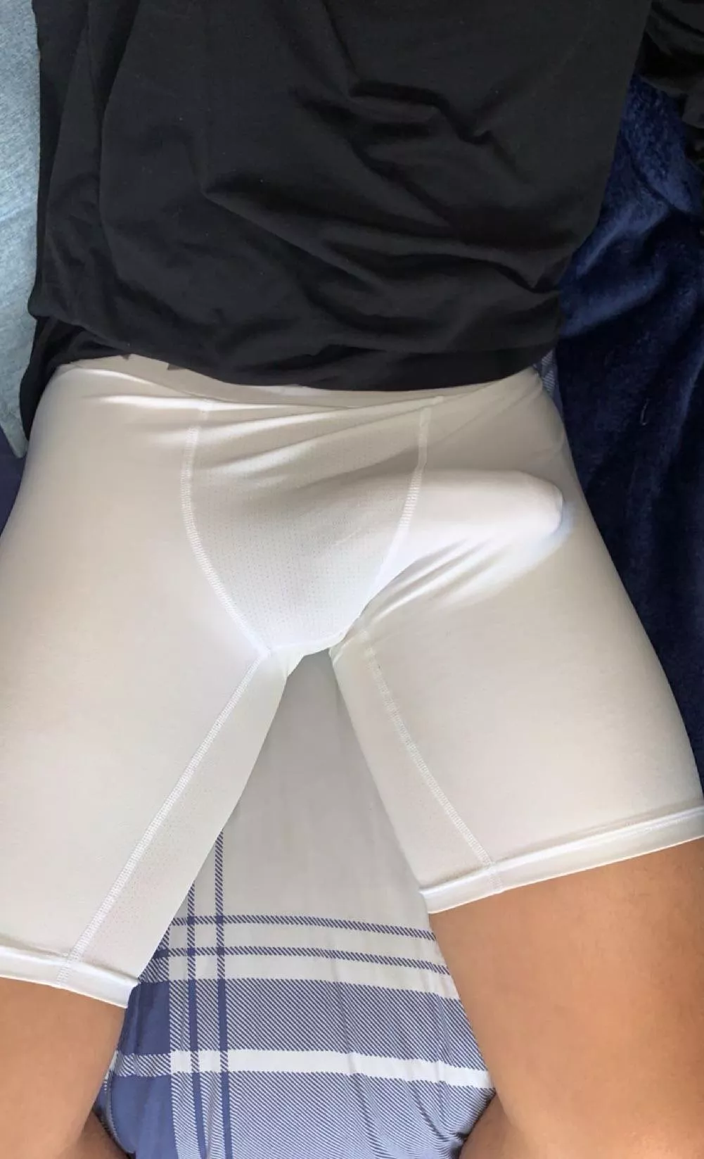 Would you stare whilst I changed ? 