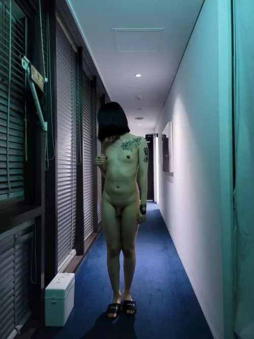 Would you suck my cock in public?