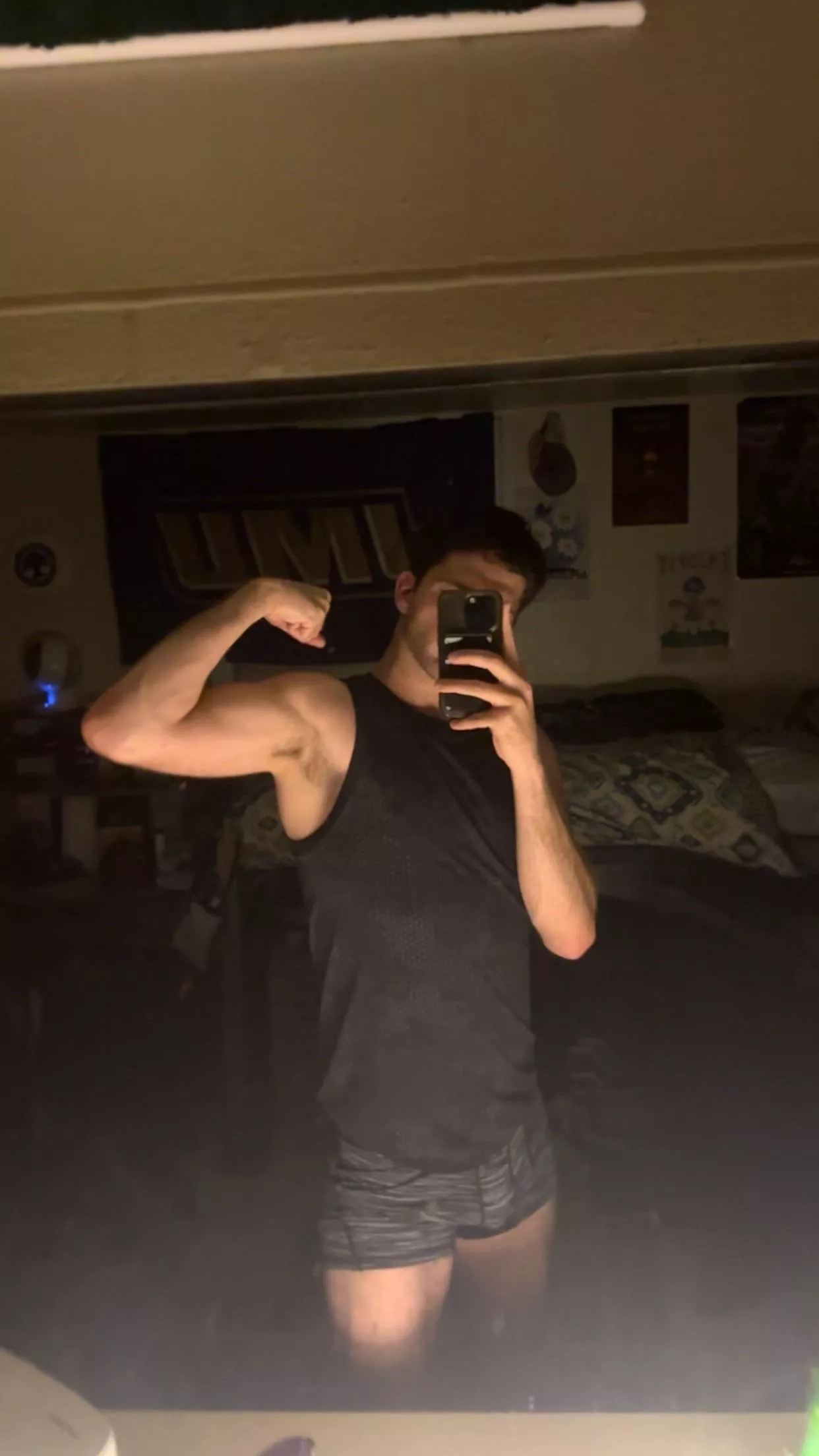 19 usa college frat boy vers @ethankai_20