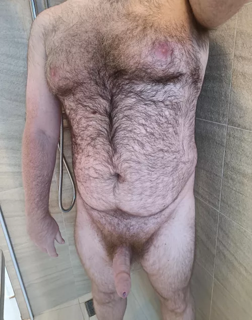 [38] Hop in for some shower fun 