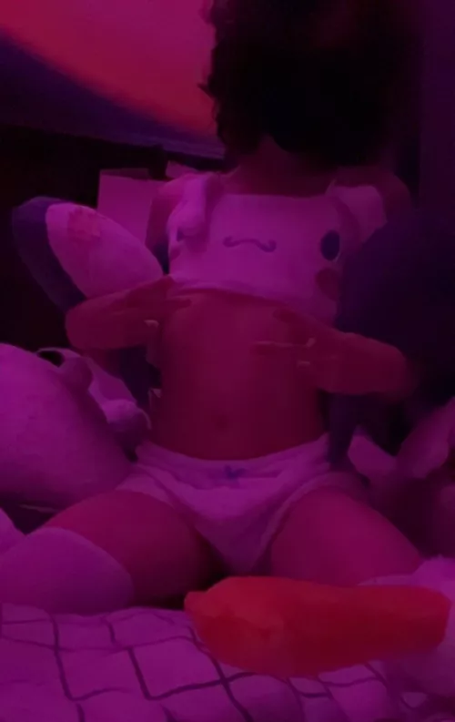 Are my pajamas cute? :>