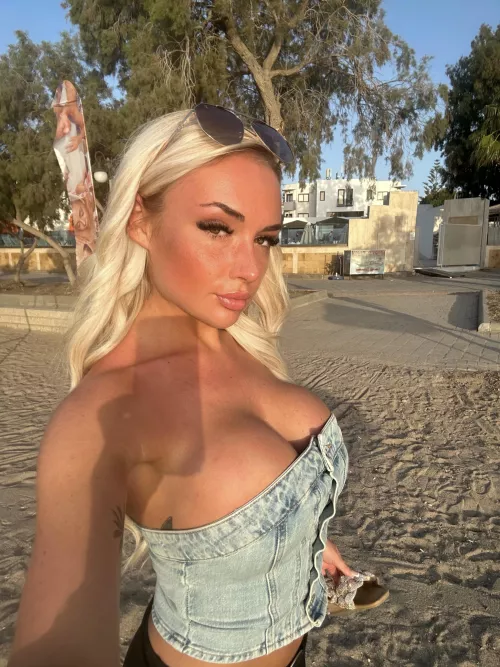 Are you a fan of denim crop tops?