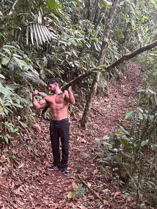 Come and explore these stinky pits in the wild jungle. 