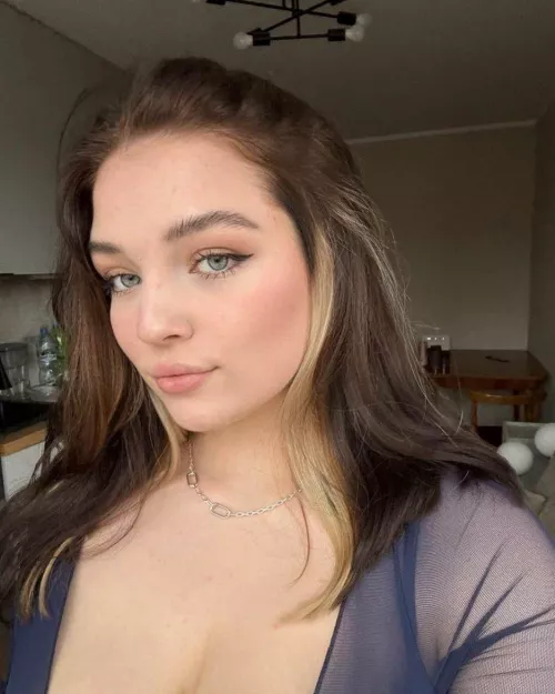 Do I look classy girl