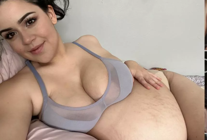 Do I make a cute preggo?