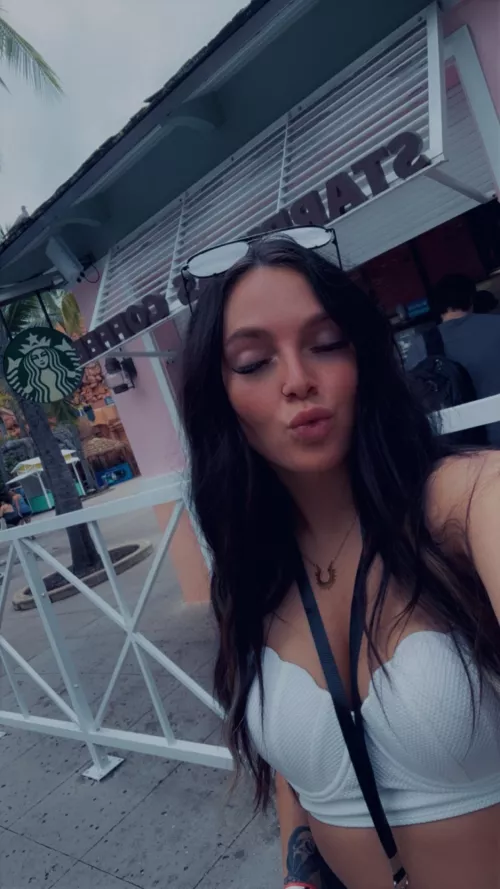 do you think white croptop suits me best