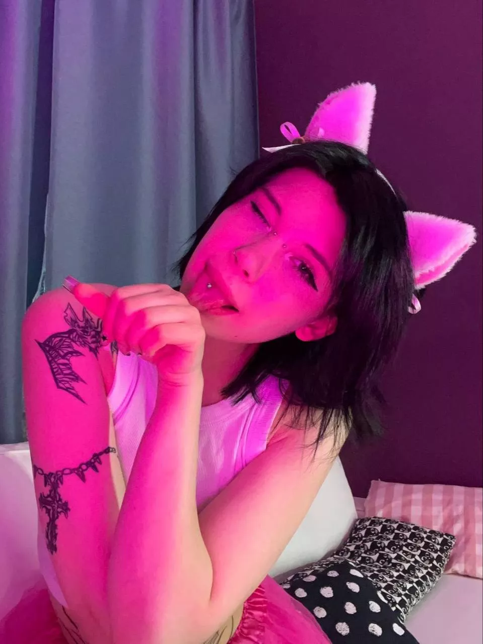 Do you want such an obedient bitch like me to suck you?