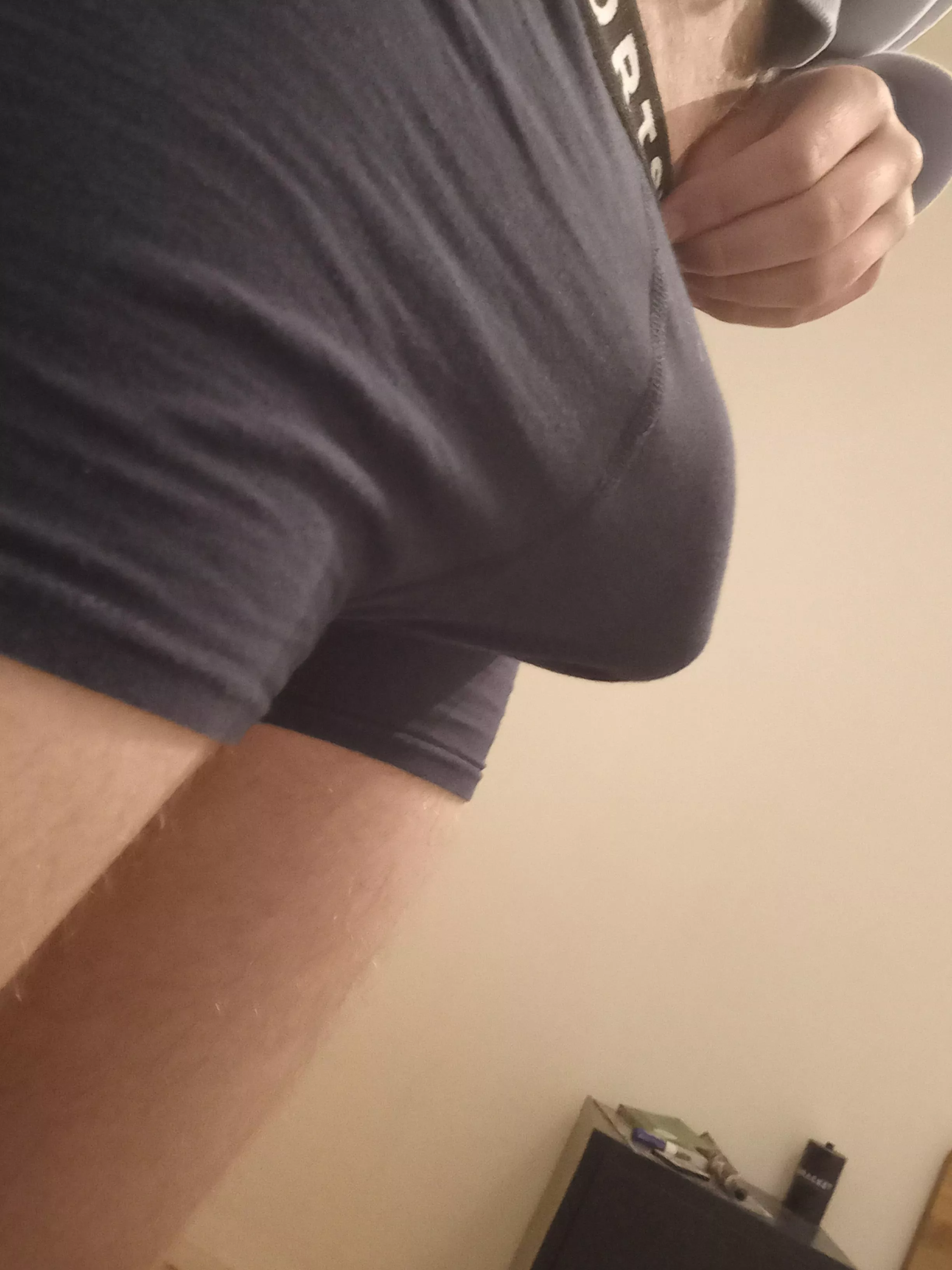 Hmu if u wanna see 😏😏