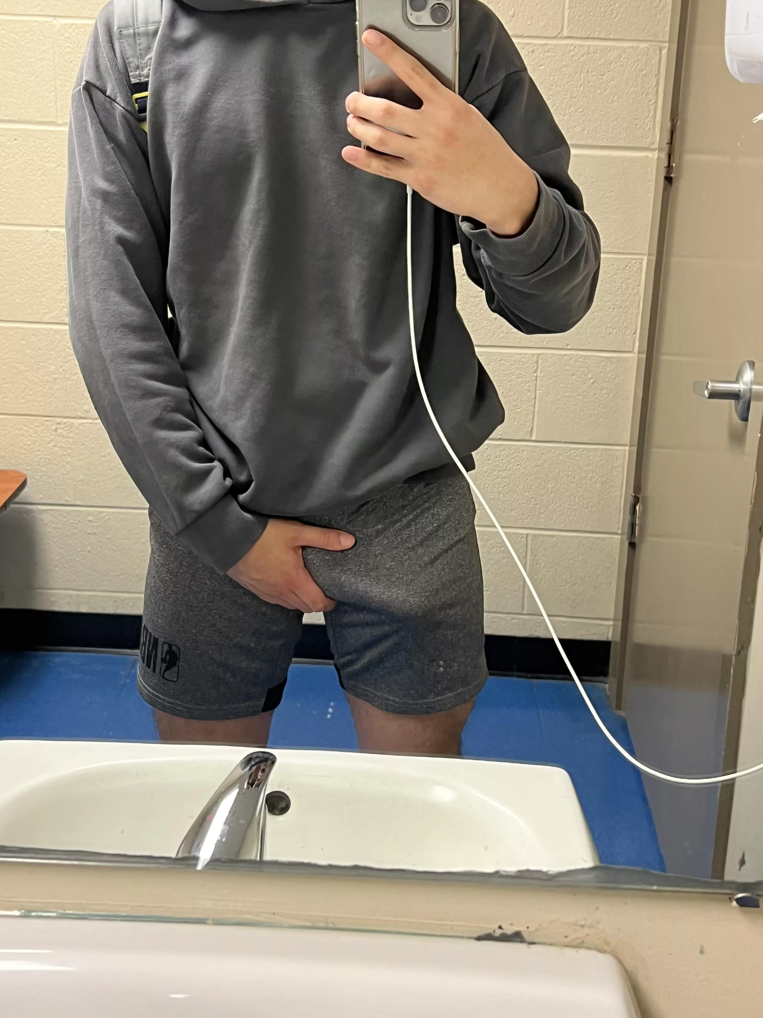 i do custom videos dm