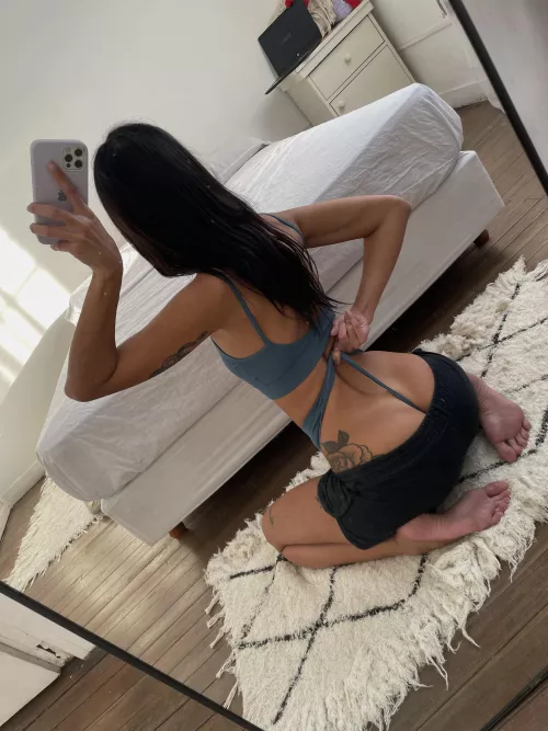 I love making wedgies to start the day