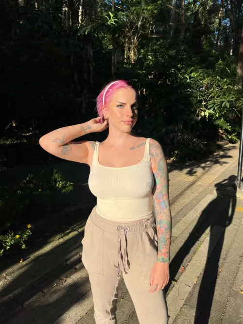 If you’re into plus sized women you’ll enjoy me