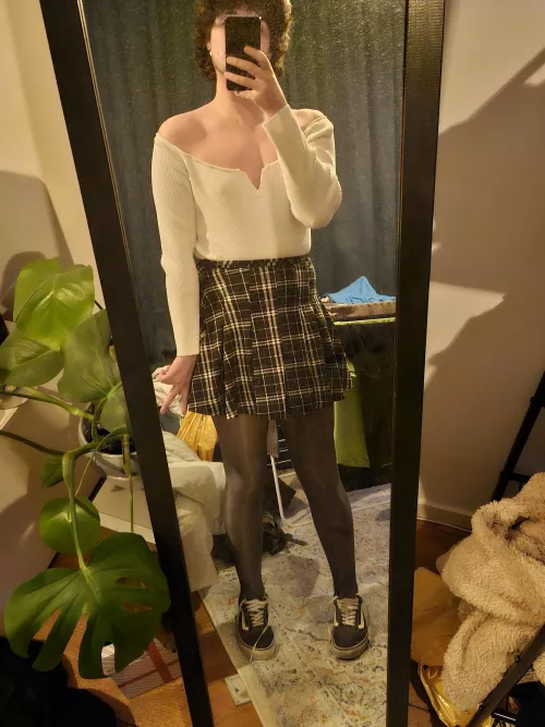 Ignore the messy room x3