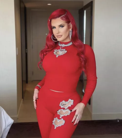 Justina Valentine