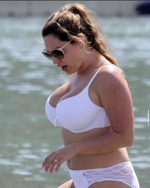 Kelly Brook