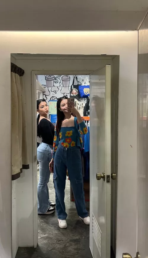 left or right? inside the fitting room