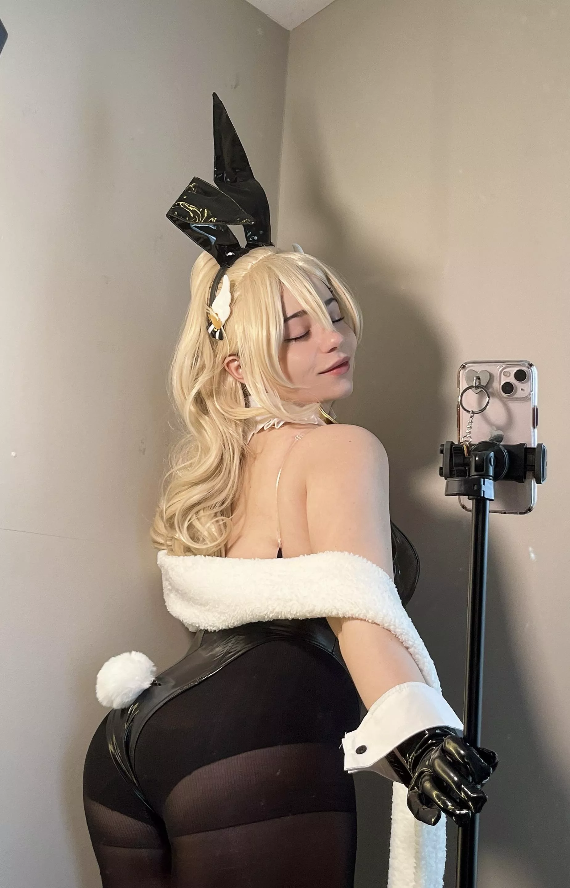 My Rupee (not_sugashi) [Nikke] Cosplay :)