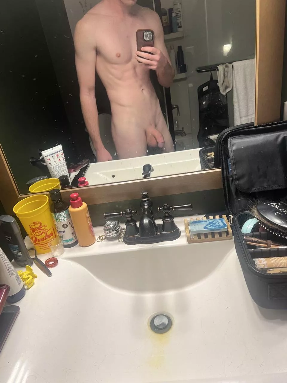 Rate (m)y 21 yr old married body! 