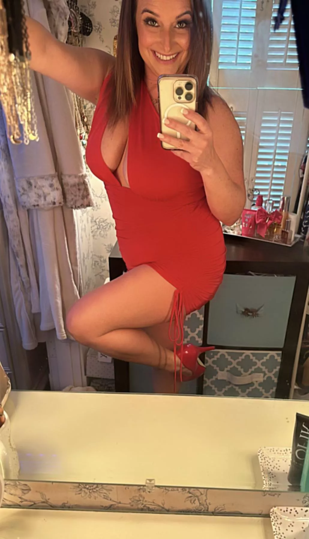 Red Hot Milf Slut 45F
