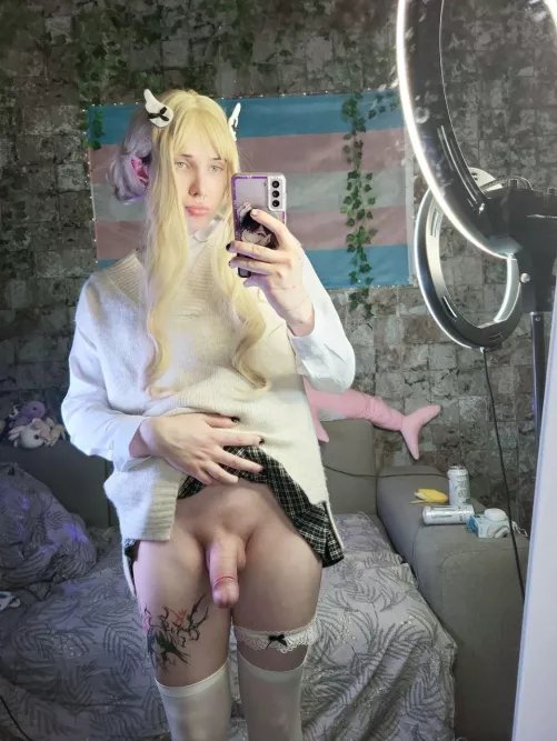 Say “YES” if u want to suck it ❤️