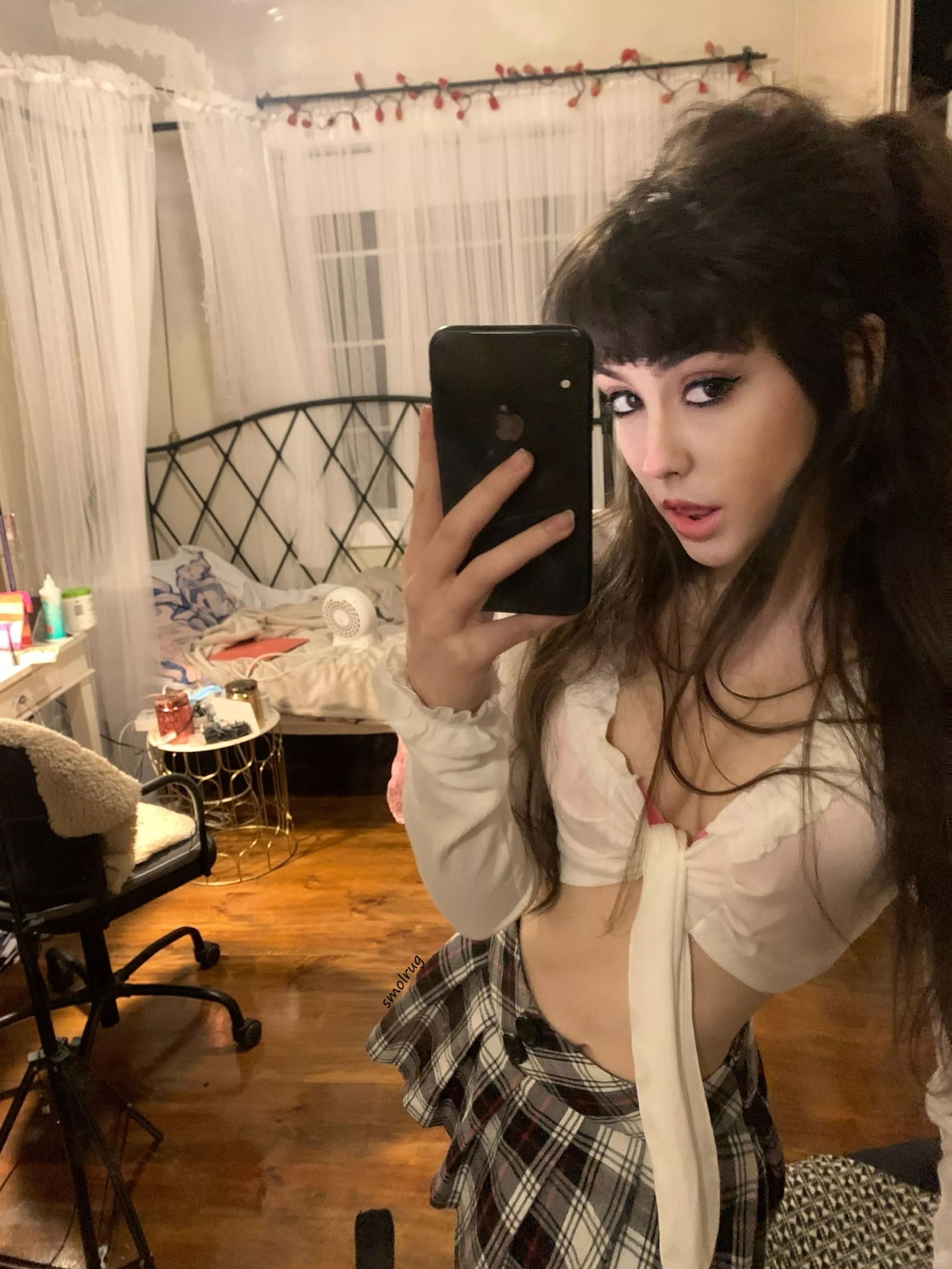 single btw.. hi 🤍 18f