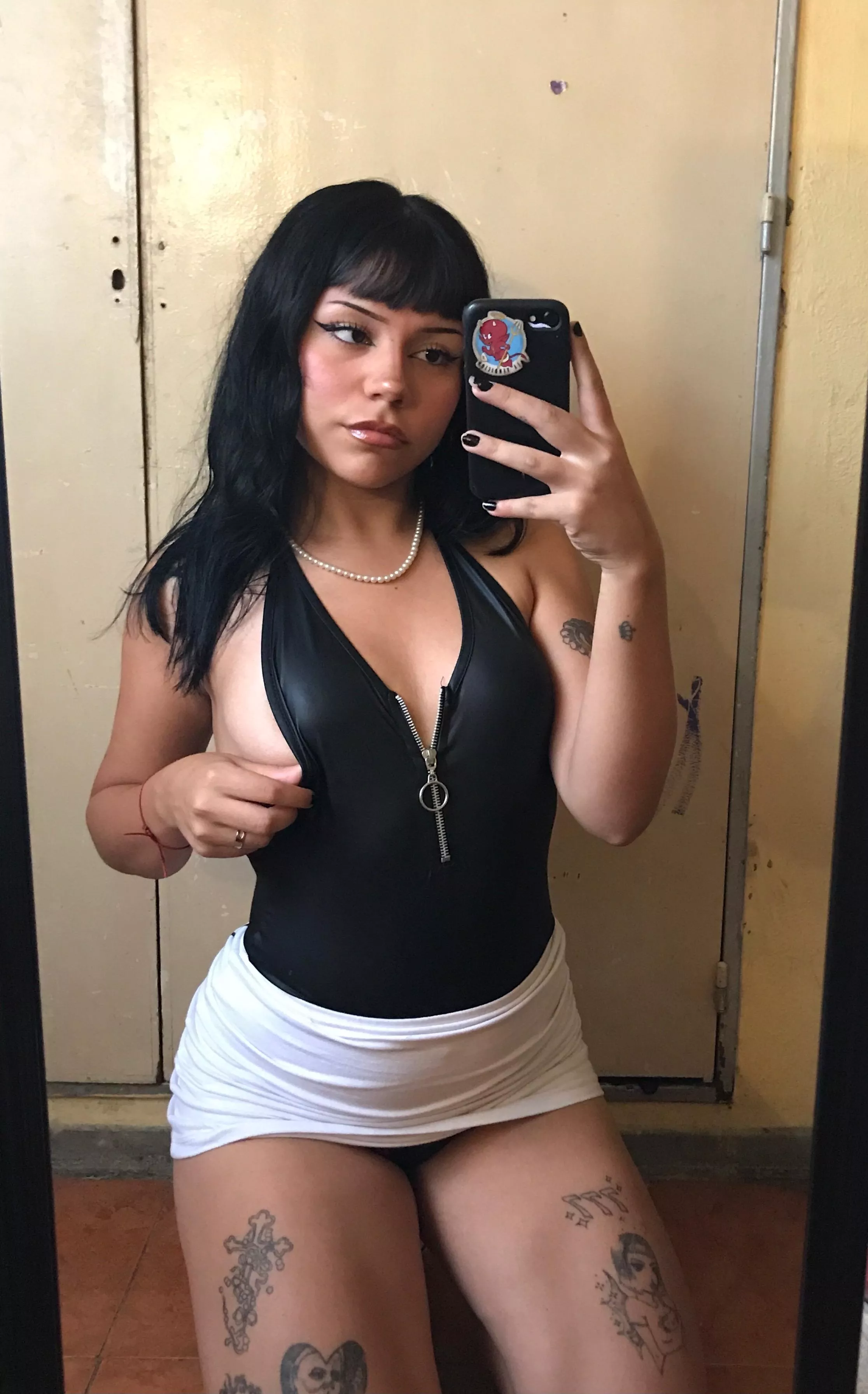 unzip it if u want... i don't mind