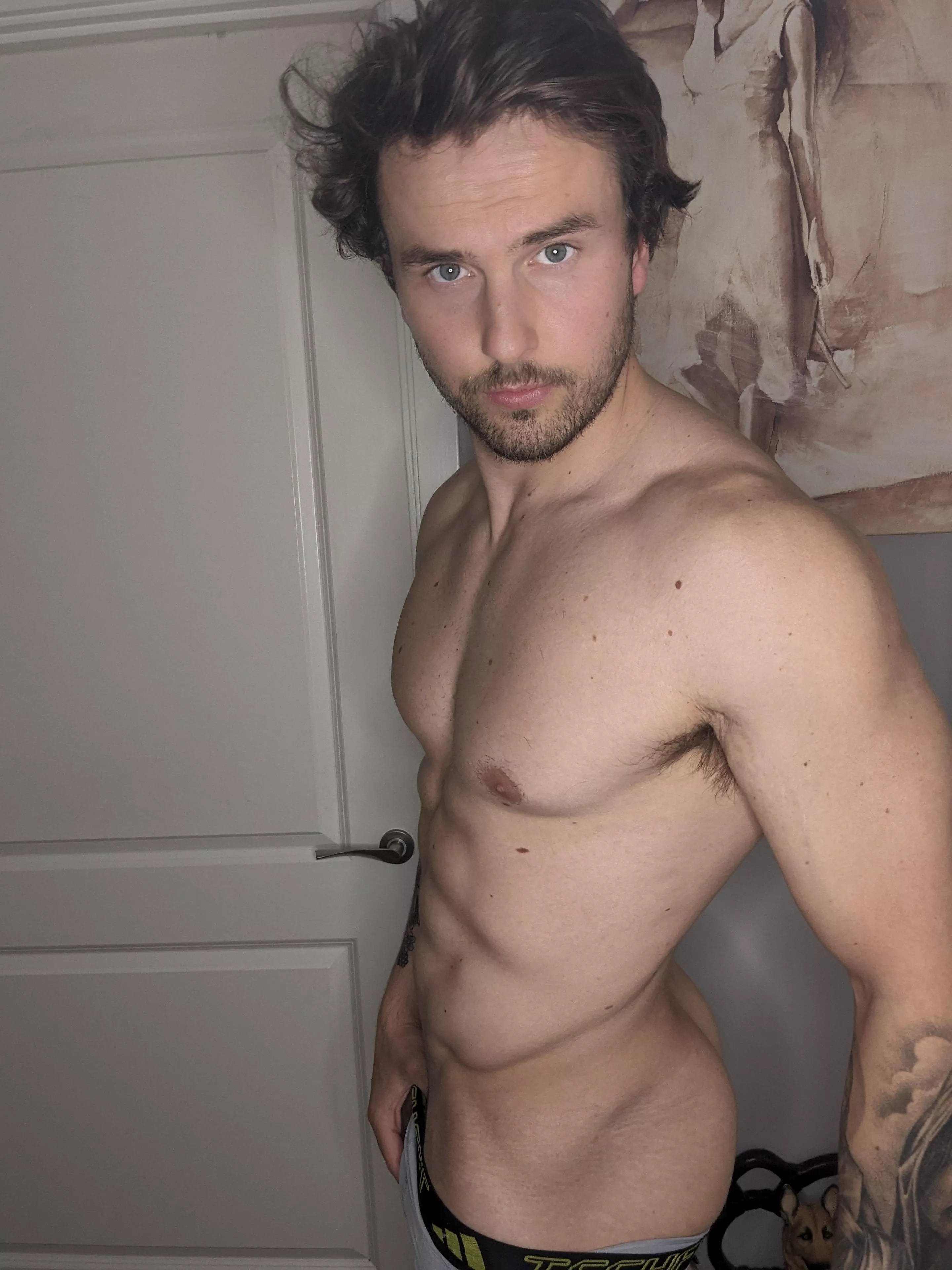 Want to see what I'm hiding ;)