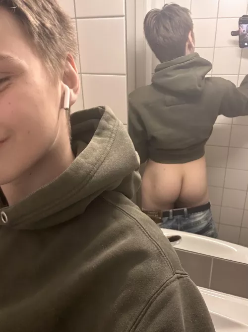 We have almost an hour before next class how would you want to spend it 😈