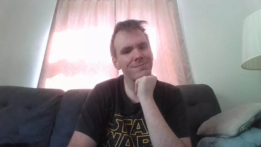 Well my day is open now. Anyone want to chat in DMs or on Discord while I play my game?