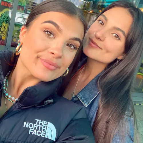 Who's face gets your load? [2]