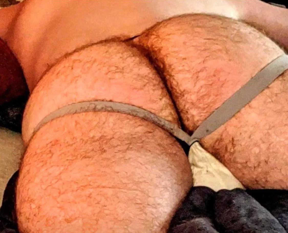 Wish a dude had his face buried in my hole!