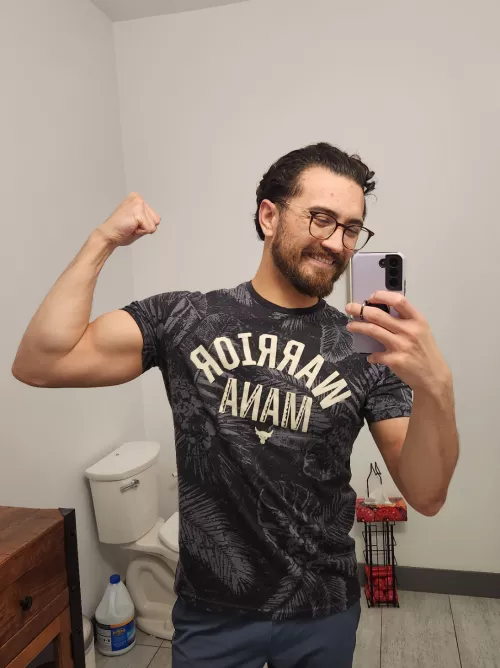 Working on that spring body haha hope y'all doing well ❤️