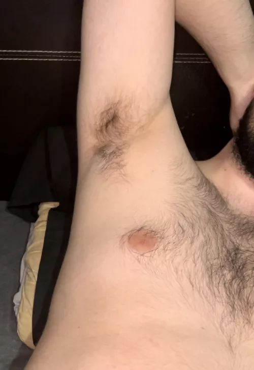 You like musky alpha scent??💪🏼💦 Dms open😈