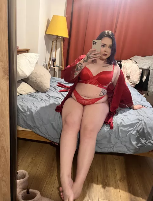 Young nephmoral babe is great material for a creampie