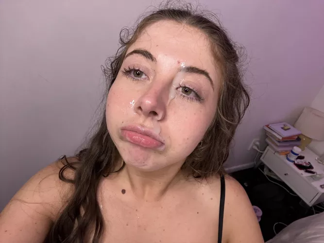 1 guy cum on me, then his 2 friends want a turn ;)