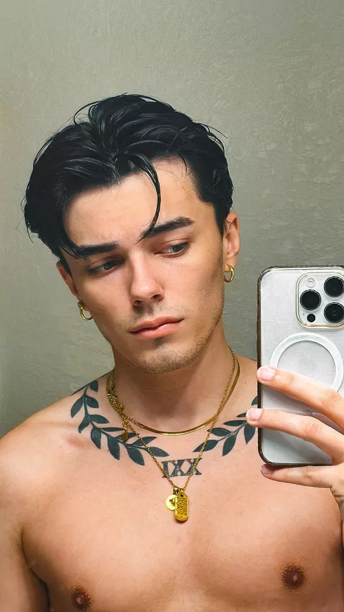 [24] Good morning world