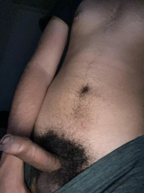 [24] I'm bored DM me ;3