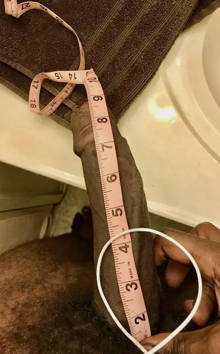 Almost hard 😂✊🏿