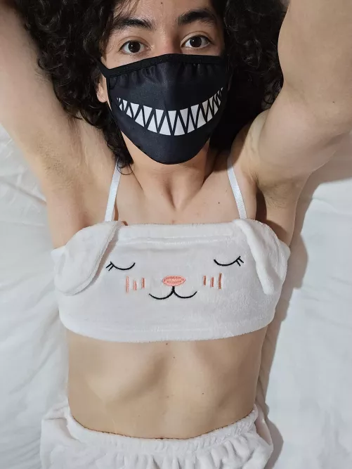 Are my eyes pretty even if they're plain brown?