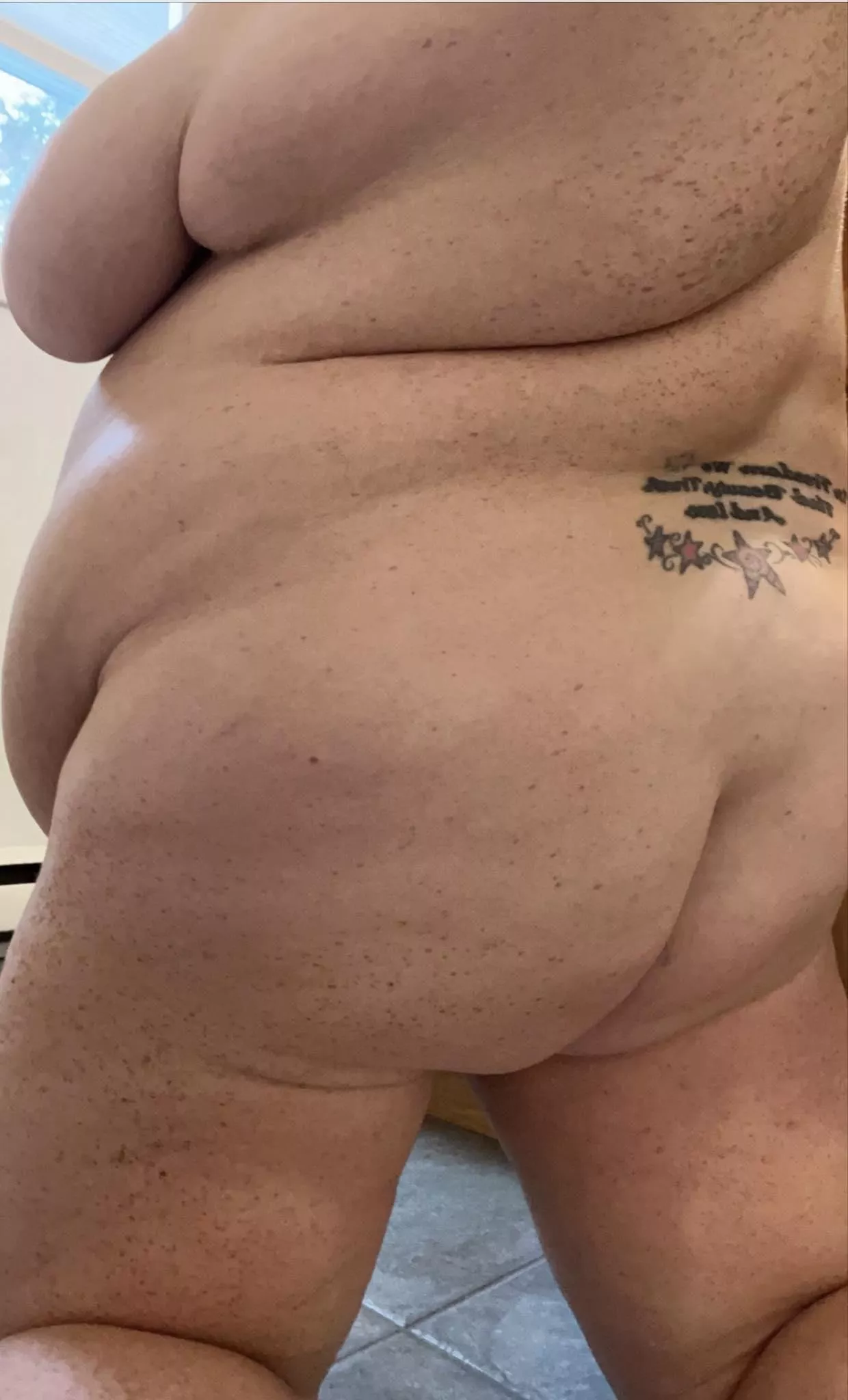 Can you find all my freckles? DM's open!