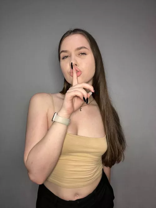 Do u like petite horny college girls