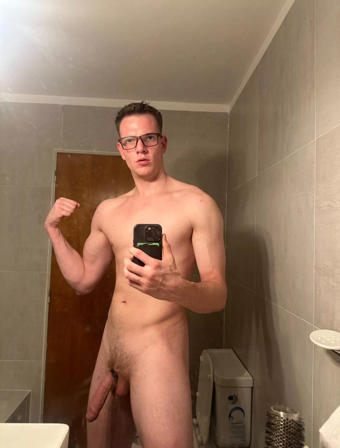 finally Friday!! have a nice day ♥️😘